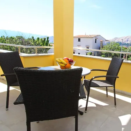 Apartment Gemuetliches In Mit Eigenem Balkon Baska (Krk)
