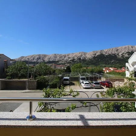 Gemuetliches In Mit Eigenem Balkon * Baska (Krk)
